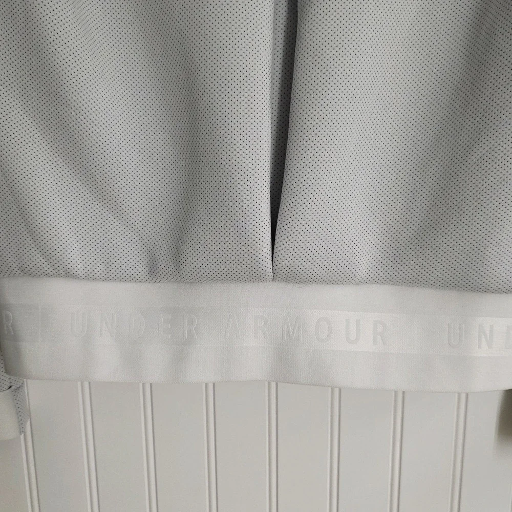 Under Armour Light Gray Zip-Up  Youth Jacket Size Small - Picture 6 of 8